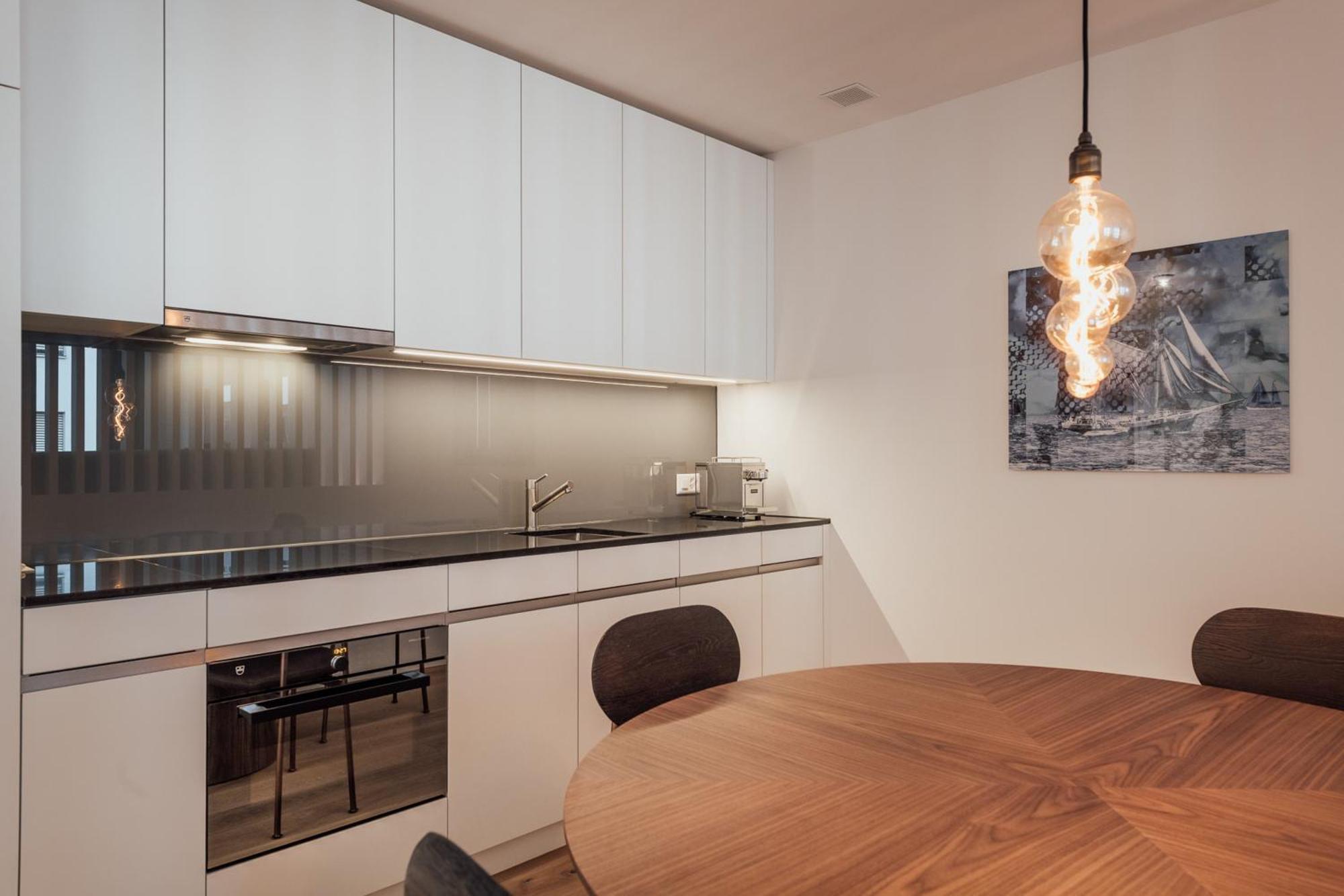 Gubelhof Suites Zug Room photo